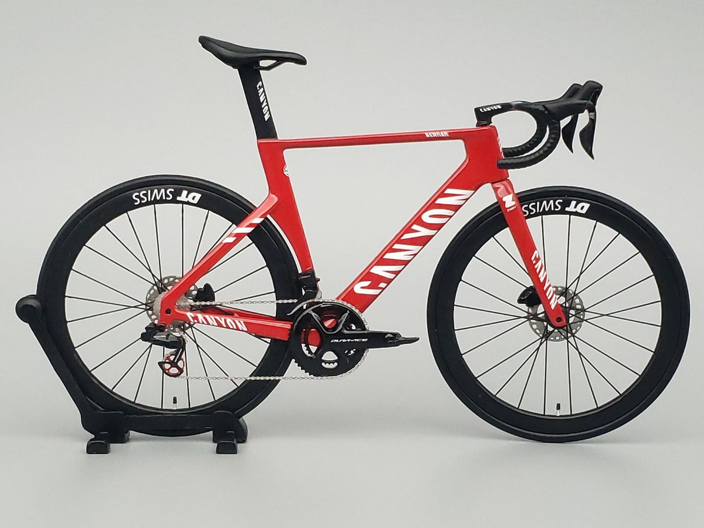 ASSEMBLED & PAINTED - Hobbitbike 1/12 Road Bike Model Kit - HB01-0011 - Canyon Aeroad
