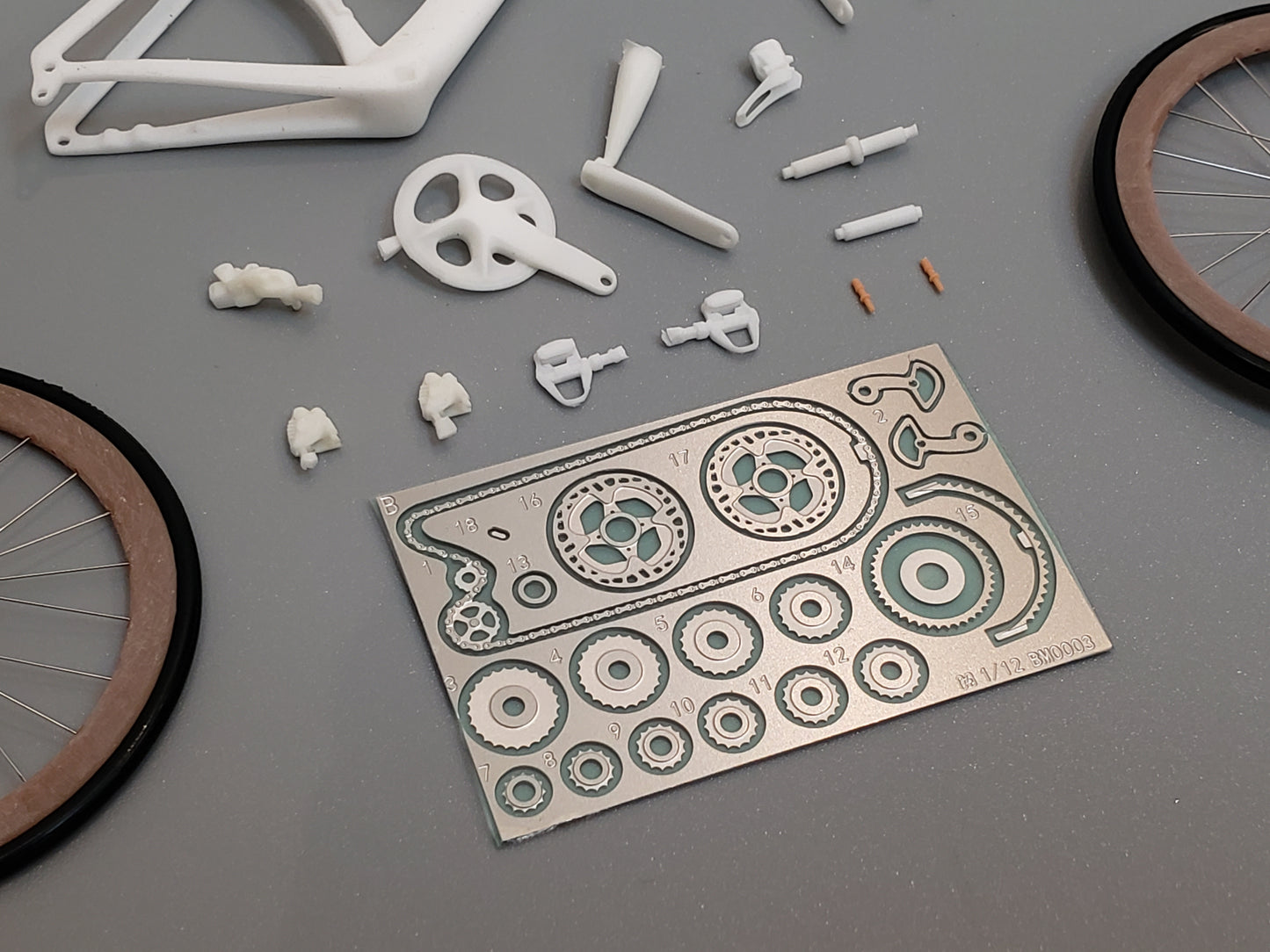 Hobbitbike 1/12 Road Bike Model Kit – Precision Photoetched Stainless Steel Gear & Chain Set (Replacement/Upgrade Parts)