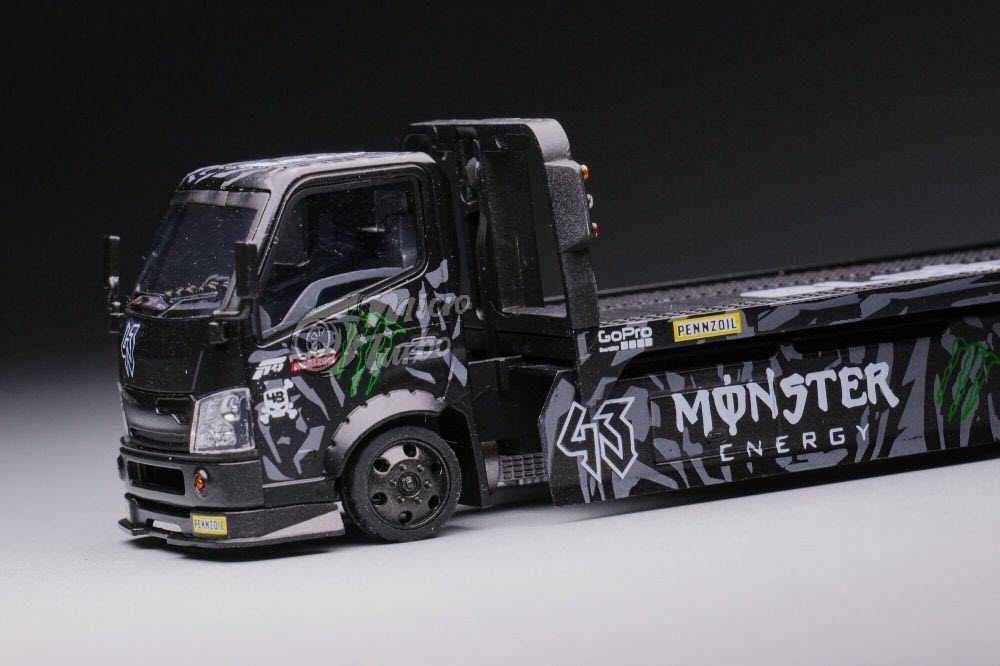 Microturbo 1/64 Custom Flatbed Tow Truck - Claws