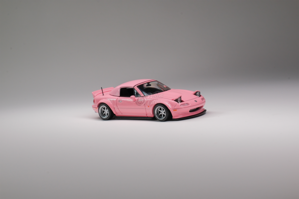 Microturbo 1/64 Custom MX5 RB Wide Body - Pink